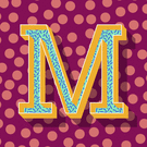 M colorée sur fond graphique et ludique